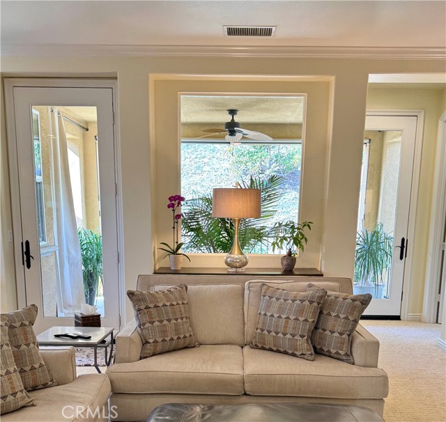 Detail Gallery Image 11 of 57 For 23801 Los Pinos Ct, Corona,  CA 92883 - 2 Beds | 2 Baths