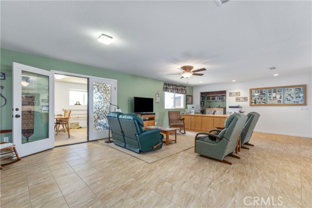 4950 Union Rd, Paso Robles CA: https://media.crmls.org/medias/934ca4e0-4a74-41dc-bb05-9ee218fba2bb.jpg