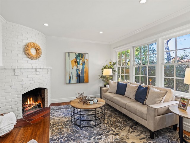 Detail Gallery Image 27 of 62 For 10404 Margate St, North Hollywood,  CA 91601 - 3 Beds | 2 Baths