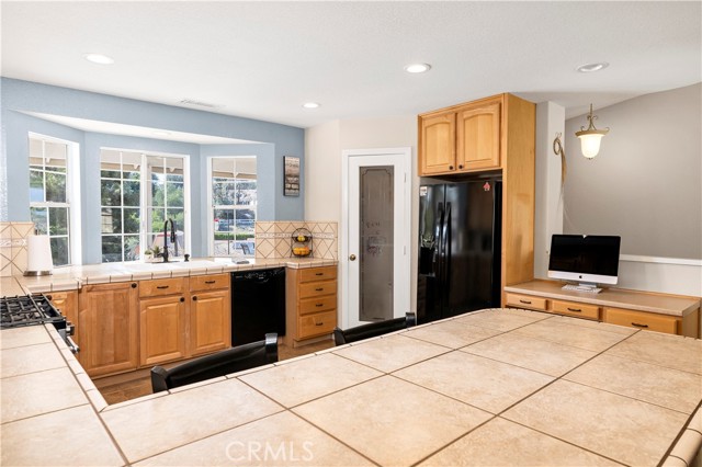 Detail Gallery Image 16 of 56 For 30405 Del Rey Rd, Temecula,  CA 92591 - 4 Beds | 3 Baths