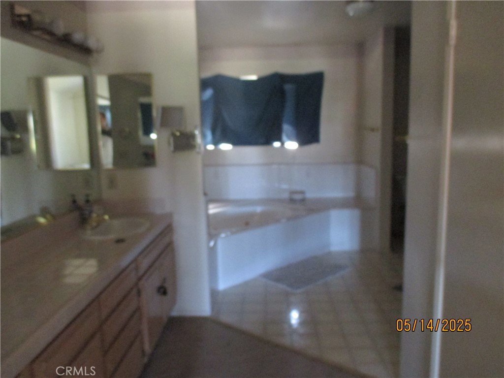 MLS #WS25107398 img 16