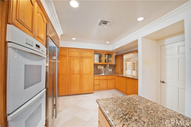 Detail Gallery Image 11 of 32 For 12521 Nedra, Granada Hills,  CA 91344 - 5 Beds | 4 Baths