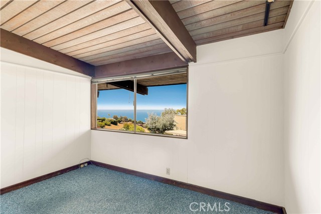 Detail Gallery Image 31 of 55 For 1969 San Remo Dr, Laguna Beach,  CA 92651 - 4 Beds | 3 Baths