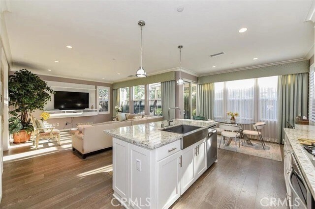 Detail Gallery Image 6 of 32 For 83 Waterleaf, Irvine,  CA 92620 - 3 Beds | 3 Baths