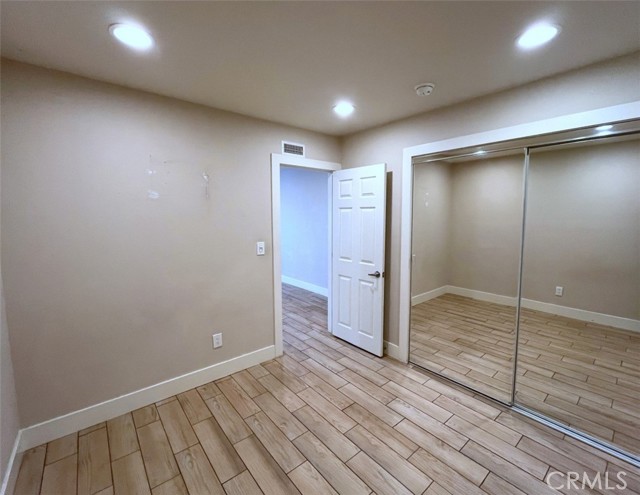 7811 Rhine Drive, Huntington Beach CA: https://media.crmls.org/medias/934e6061-a5fd-4fb6-9ba7-1e60fd9553f7.jpg