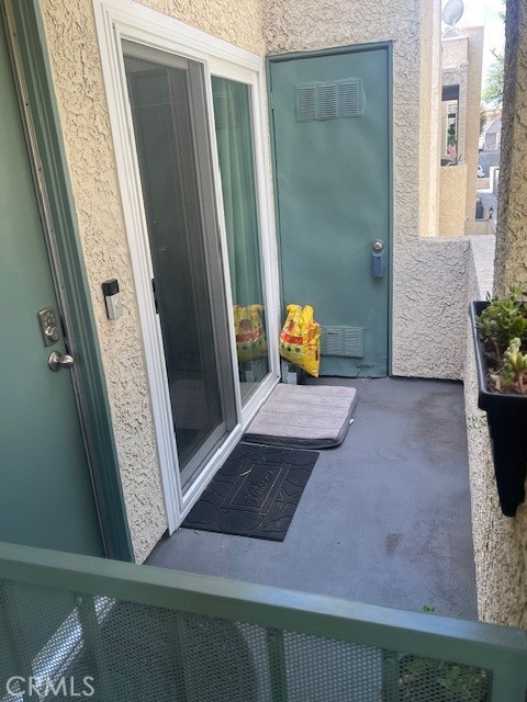 Detail Gallery Image 33 of 37 For 18209 Sierra #30,  Canyon Country,  CA 91351 - 2 Beds | 2 Baths