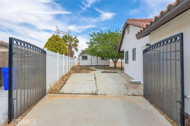 Detail Gallery Image 18 of 24 For 12431 Parkwood Pl, Victorville,  CA 92392 - 3 Beds | 2 Baths