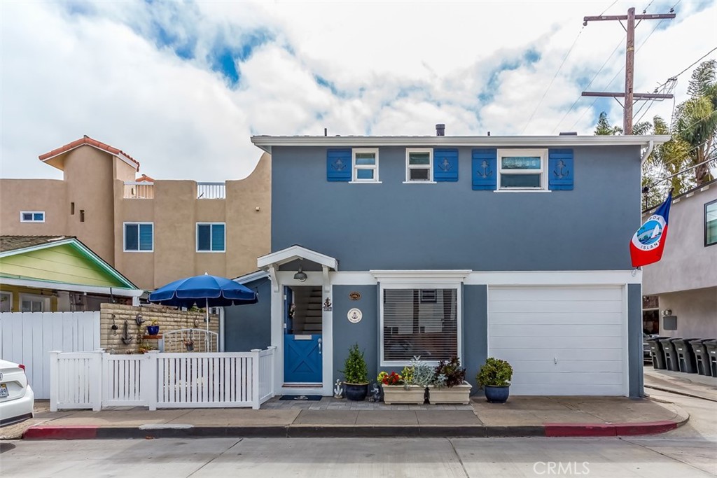 1207 Park Avenue, Newport Beach, CA 92662