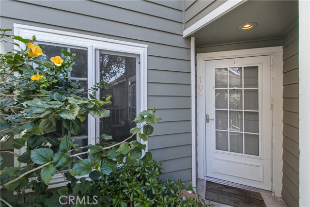 Detail Gallery Image 2 of 10 For 6618 Clybourn #109,  North Hollywood,  CA 91606 - 2 Beds | 2 Baths