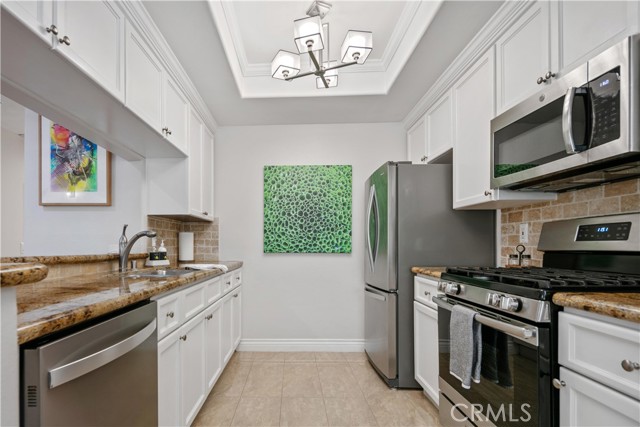 Detail Gallery Image 8 of 33 For 4128 Whitsett Ave #103,  Studio City,  CA 91604 - 2 Beds | 2 Baths