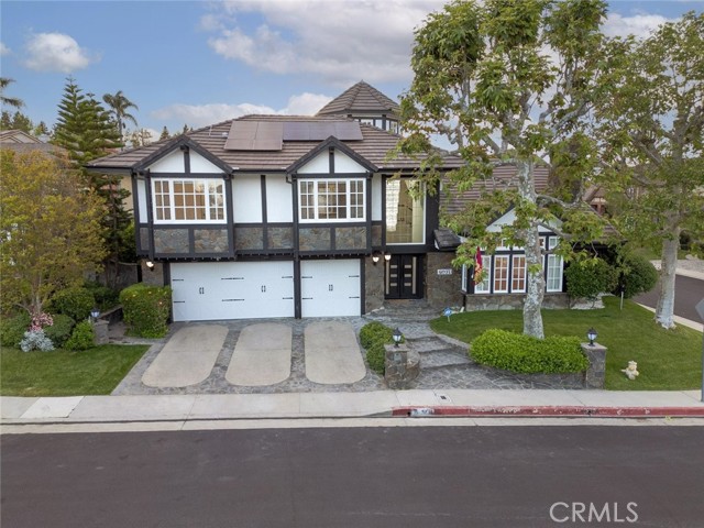 Detail Gallery Image 7 of 74 For 6037 Little Oak Ln, Woodland Hills,  CA 91367 - 5 Beds | 5 Baths