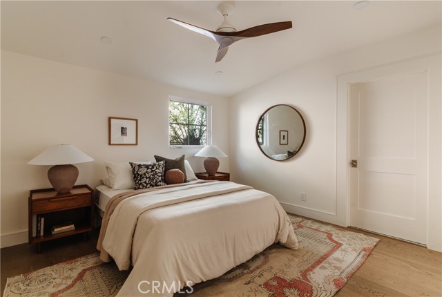 2201 N Hobart Boulevard, Los Angeles CA: https://media.crmls.org/medias/9350749a-eb2a-4f35-ba09-eeb255033696.jpg