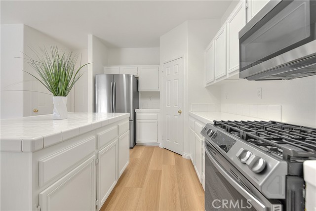 13207 Eastview, Victorville CA: https://media.crmls.org/medias/935201a8-4caa-4019-8084-87cb05d271ae.jpg