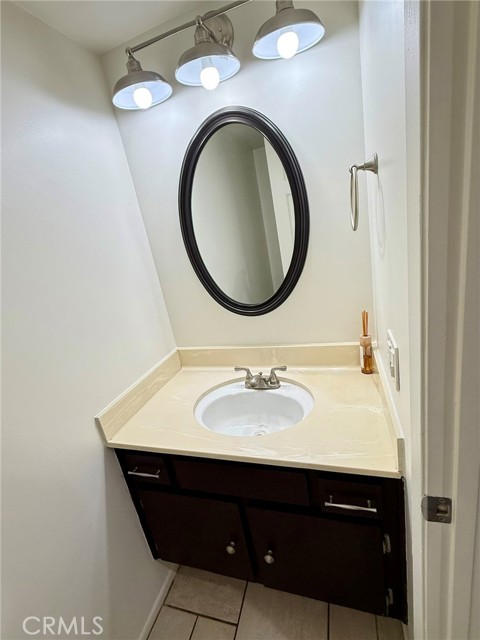 2604 N Tustin Avenue, Santa Ana CA: https://media.crmls.org/medias/935281a3-c612-48bd-b88c-30dc401ec514.jpg