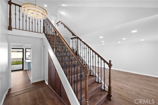 Detail Gallery Image 5 of 29 For 21662 Saluda Cir, Huntington Beach,  CA 92646 - 4 Beds | 3 Baths