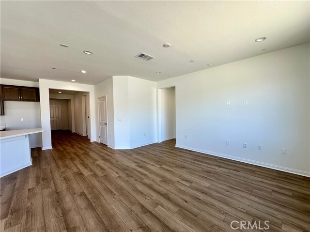 Detail Gallery Image 8 of 30 For 21430 Megan Ct, Riverside,  CA 92507 - 3 Beds | 2 Baths