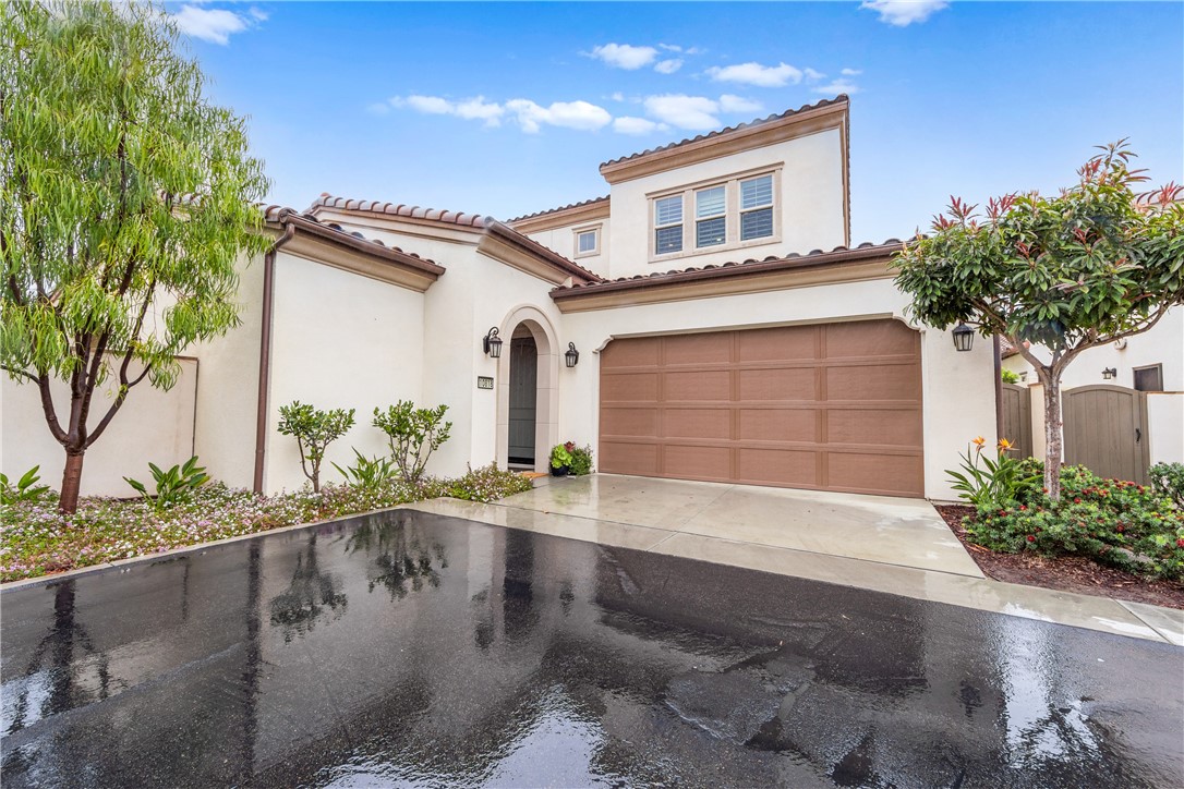 Detail Gallery Image 1 of 75 For 10818 Arena Ct, Cypress,  CA 90720 - 3 Beds | 2/2 Baths
