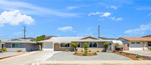 Detail Gallery Image 2 of 26 For 27294 Pinehurst Rd, Sun City,  CA 92586 - 2 Beds | 2 Baths