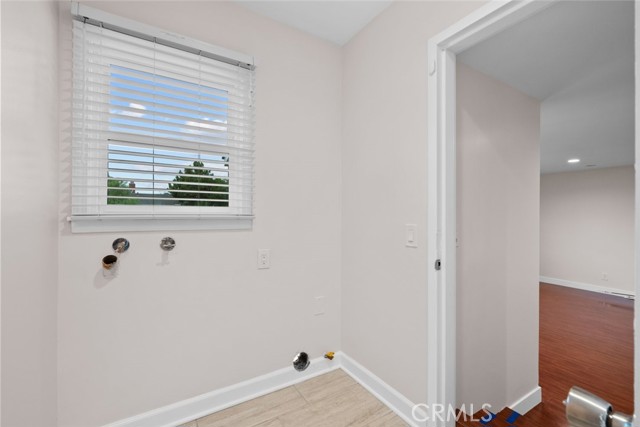 Detail Gallery Image 14 of 52 For 17148 Stare St, Northridge,  CA 91325 - 7 Beds | 5 Baths