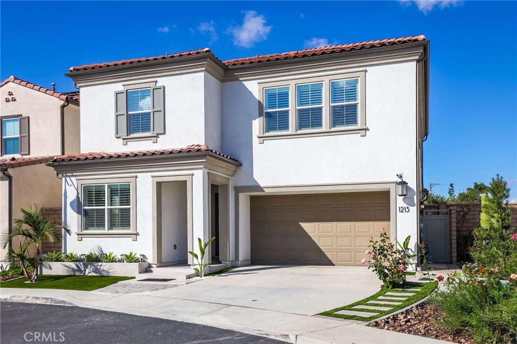 MLS #OC25257950 image #1