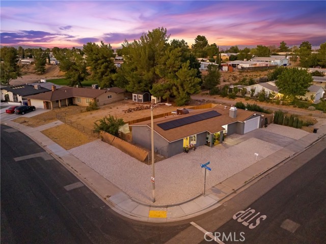 Detail Gallery Image 2 of 44 For 16272 Trinidad Dr, Victorville,  CA 92395 - 3 Beds | 2 Baths