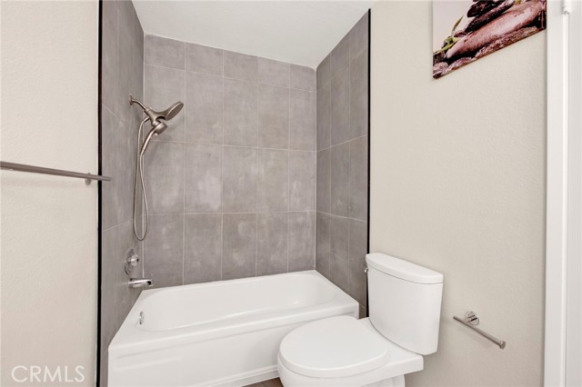 4040 Via Marisol, Highland Park CA: https://media.crmls.org/medias/93564b4a-0333-47d2-b370-68f02e133136.jpg