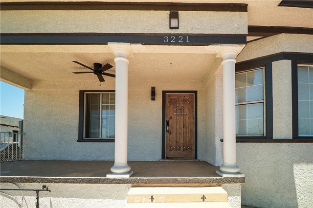 3221 Folsom Street, Los Angeles CA: https://media.crmls.org/medias/9356db94-3c59-4bb5-a75f-fe63e55835b1.jpg