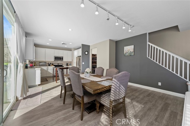 Detail Gallery Image 11 of 43 For 31941 Hollyhock, Lake Elsinore,  CA 92532 - 3 Beds | 2/1 Baths