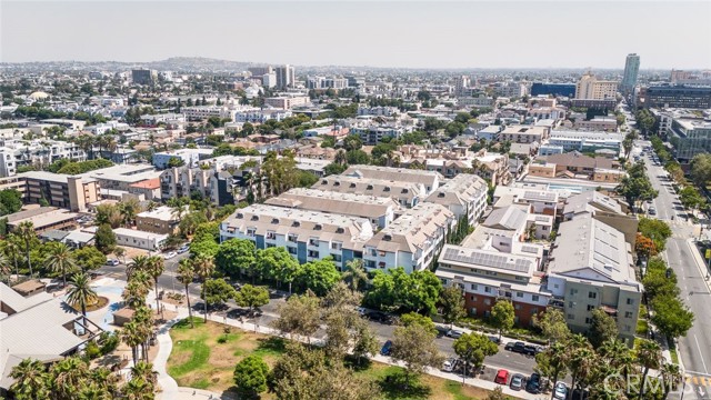 Detail Gallery Image 37 of 39 For 730 W 4th St #415,  Long Beach,  CA 90802 - 2 Beds | 2 Baths