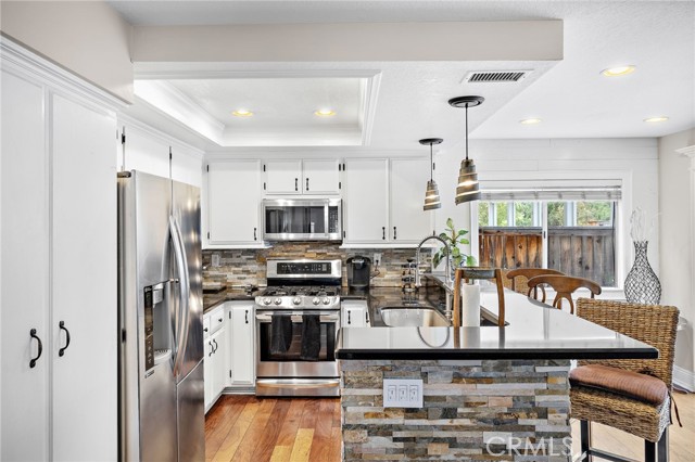 21111 Briarwood Lane, Rancho Santa Margarita CA: https://media.crmls.org/medias/9357843f-8fa8-405c-a985-7479448f3eb1.jpg