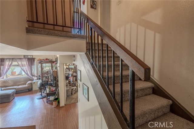 574 E Skylark Drive, Ontario CA: https://media.crmls.org/medias/9357edba-ff47-4936-a893-b5529fb20054.jpg