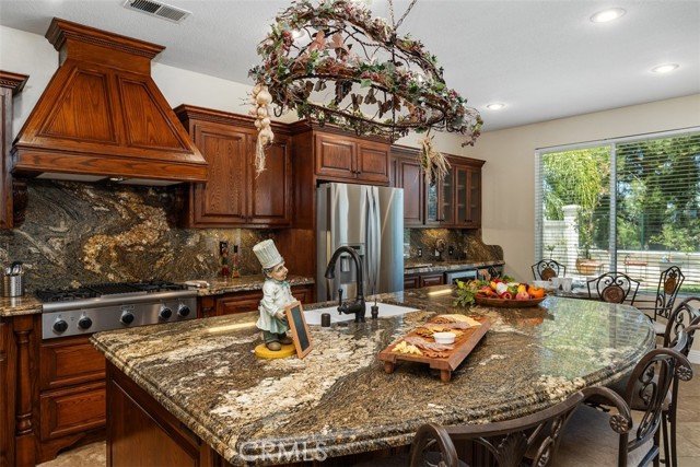 32974 Anasazi Drive, Temecula CA: https://media.crmls.org/medias/9358b6b7-2658-43cc-a034-10f150324769.jpg