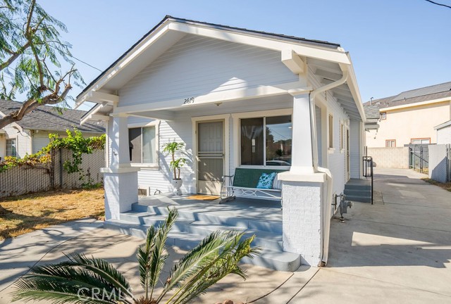 2619 E 15th St, Long Beach, CA 90804