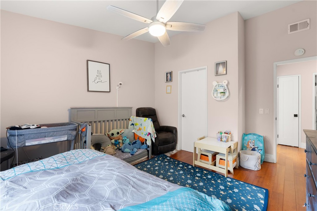 935a9f8a F1b7 420c B457 4fead6d0df51