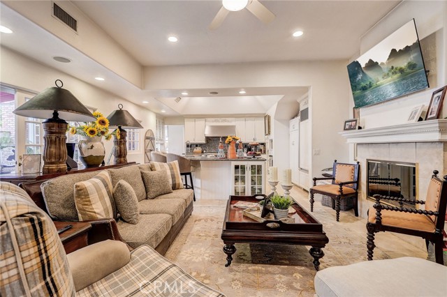 Detail Gallery Image 20 of 70 For 2025 E Balboa, Newport Beach,  CA 92661 - 4 Beds | 4 Baths