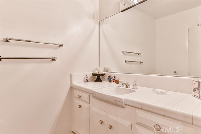 Detail Gallery Image 38 of 60 For 17343 Citronia St, Northridge,  CA 91325 - 5 Beds | 3/1 Baths