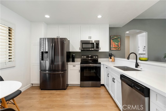 Detail Gallery Image 4 of 24 For 67591 N Portales, Cathedral City,  CA 92234 - 2 Beds | 2 Baths