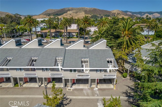 1185 E Foothill Boulevard, San Luis Obispo CA: https://media.crmls.org/medias/935bbfc6-d3bb-4358-b7e7-4c35c65f9ecc.jpg