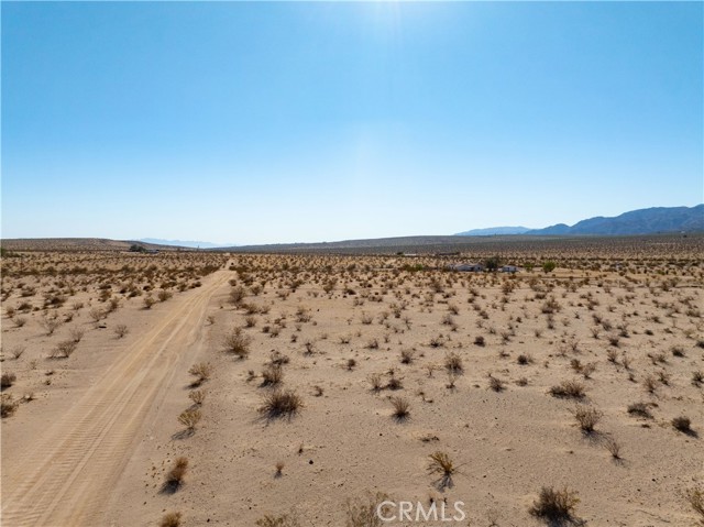 Detail Gallery Image 16 of 25 For 69050 Emerald St, Twentynine Palms,  CA 92277 - – Beds | – Baths