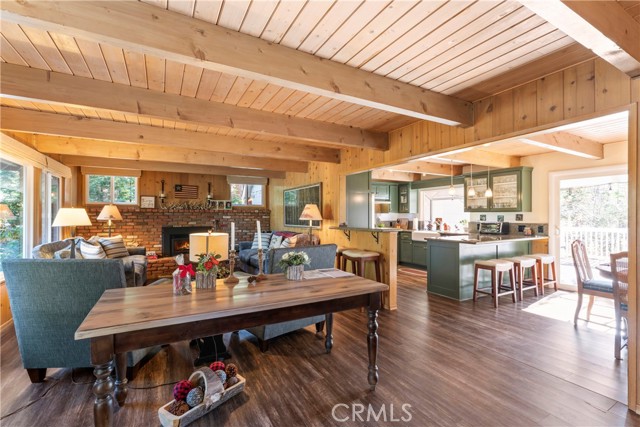 Detail Gallery Image 6 of 68 For 27685 High Knoll Rd., Lake Arrowhead,  CA 92352 - 4 Beds | 4 Baths