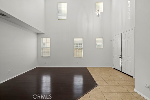 Detail Gallery Image 6 of 46 For 12 via De La Valle, Lake Elsinore,  CA 92532 - 5 Beds | 3 Baths