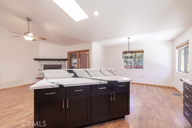 Detail Gallery Image 31 of 49 For 457 E Mountain View, Big Bear City,  CA 92314 - 3 Beds | 2 Baths