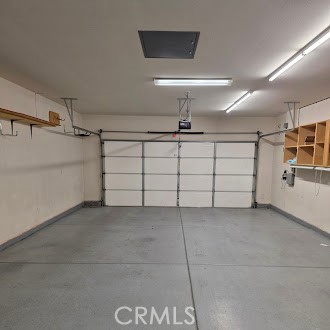 https://media.crmls.org/medias/936027ed-54de-4eef-834f-abf983b45bca.jpg?preset=X-Large
