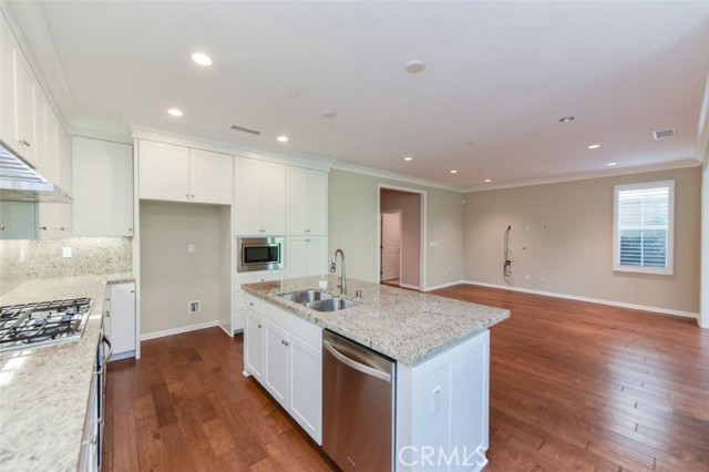 Detail Gallery Image 17 of 47 For 71 Twin Flower, Irvine,  CA 92620 - 3 Beds | 2/1 Baths