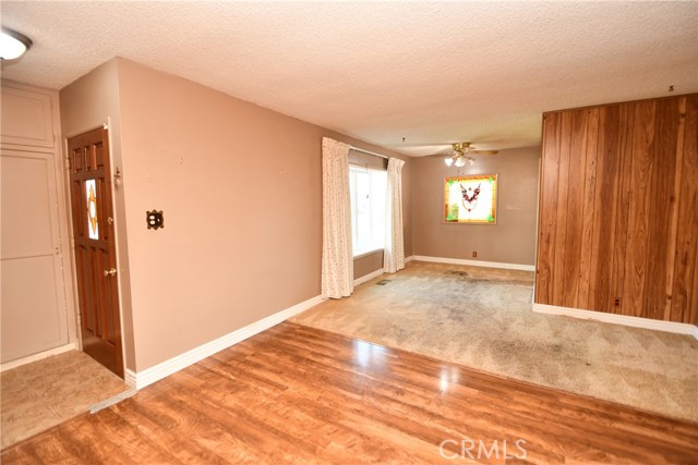 Detail Gallery Image 19 of 56 For 13841 Ocana, Bellflower,  CA 90706 - 3 Beds | 2 Baths