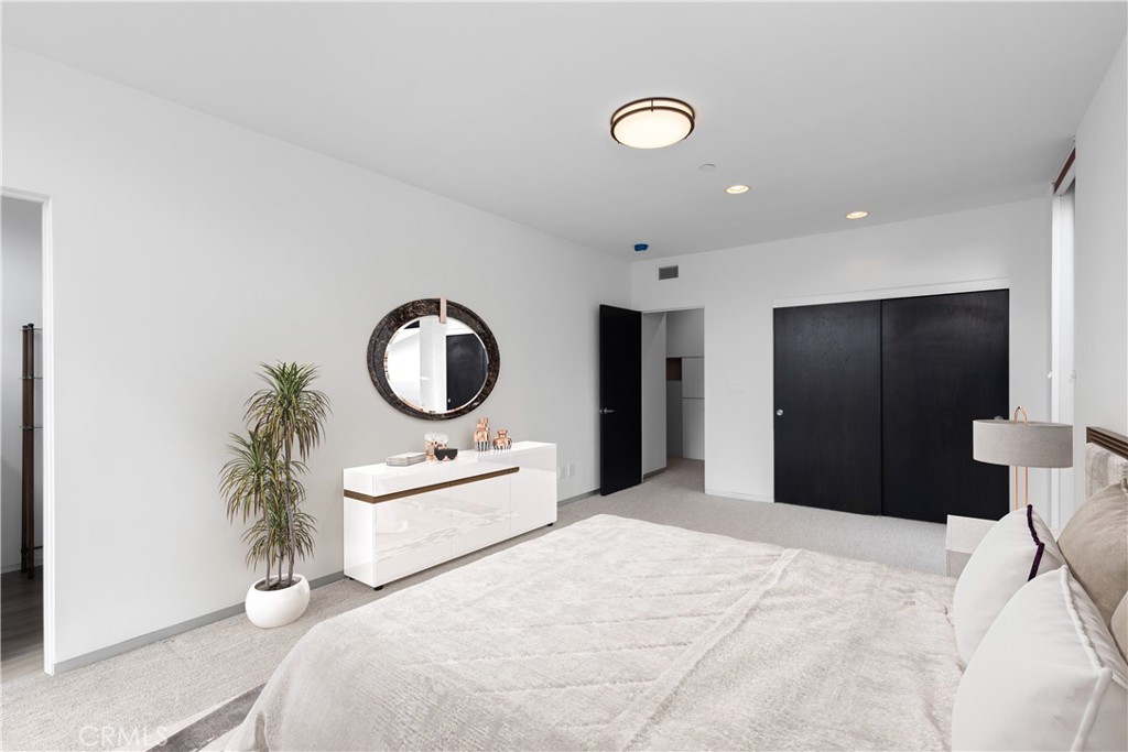 932 Manhattan Beach Boulevard, #B
