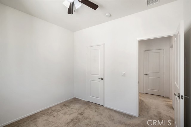 Detail Gallery Image 17 of 37 For 5604 Altamura Way #10,  Fontana,  CA 92336 - 4 Beds | 3 Baths