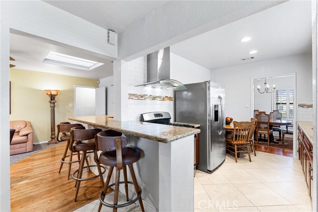 Detail Gallery Image 27 of 43 For 11004 S Van Ness Ave, Los Angeles,  CA 90047 - 2 Beds | 2 Baths