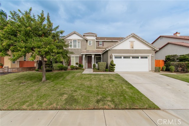 Detail Gallery Image 2 of 59 For 27204 Big Horn, Moreno Valley,  CA 92555 - 4 Beds | 4 Baths