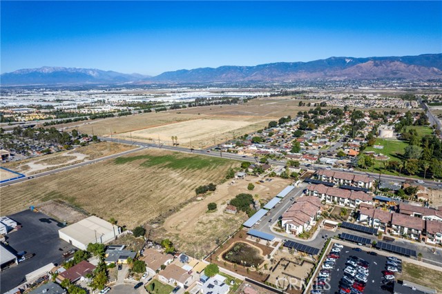 Detail Gallery Image 2 of 5 For 831 W Lugonia, Redlands,  CA 92374 - – Beds | – Baths